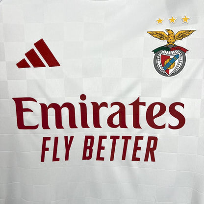 Tercera equipación del Benfica 2025/26