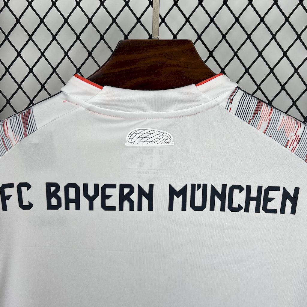 Camiseta de visitante del Bayern de Múnich 2025/26