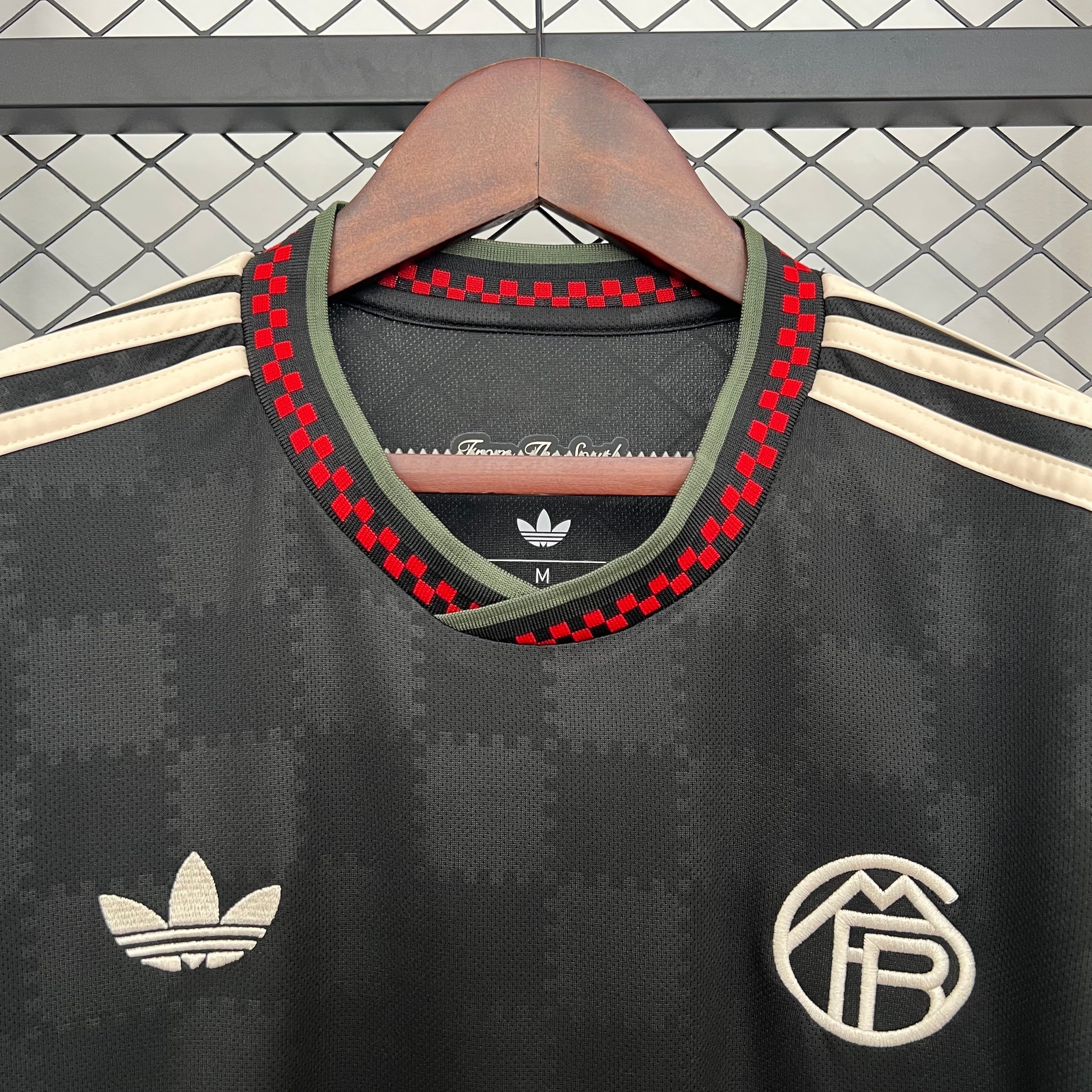 Camiseta tercera equipación del FC Bayern de Múnich 2025/26