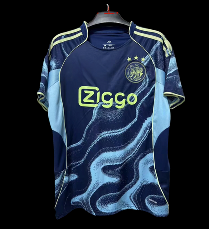 Camiseta de visitante del Ajax 25/26