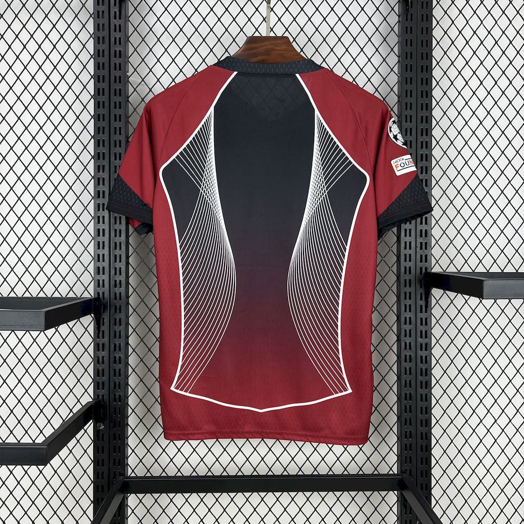Camiseta especial negra y roja del FC Barcelona 2025/26