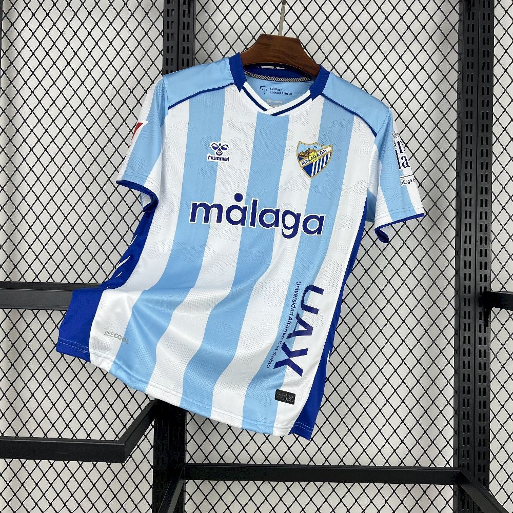 Camiseta local del Málaga 2025/26