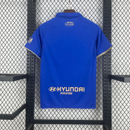 Camiseta local del Real Oviedo 2025/26