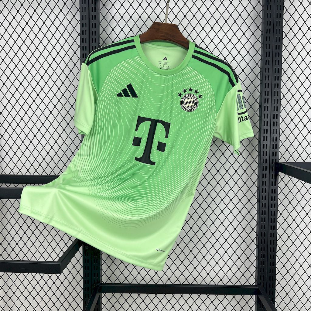 Camiseta de portero del Bayern de Múnich 2025/26