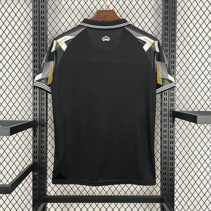 Camiseta conceptual del Real Madrid 2025/26