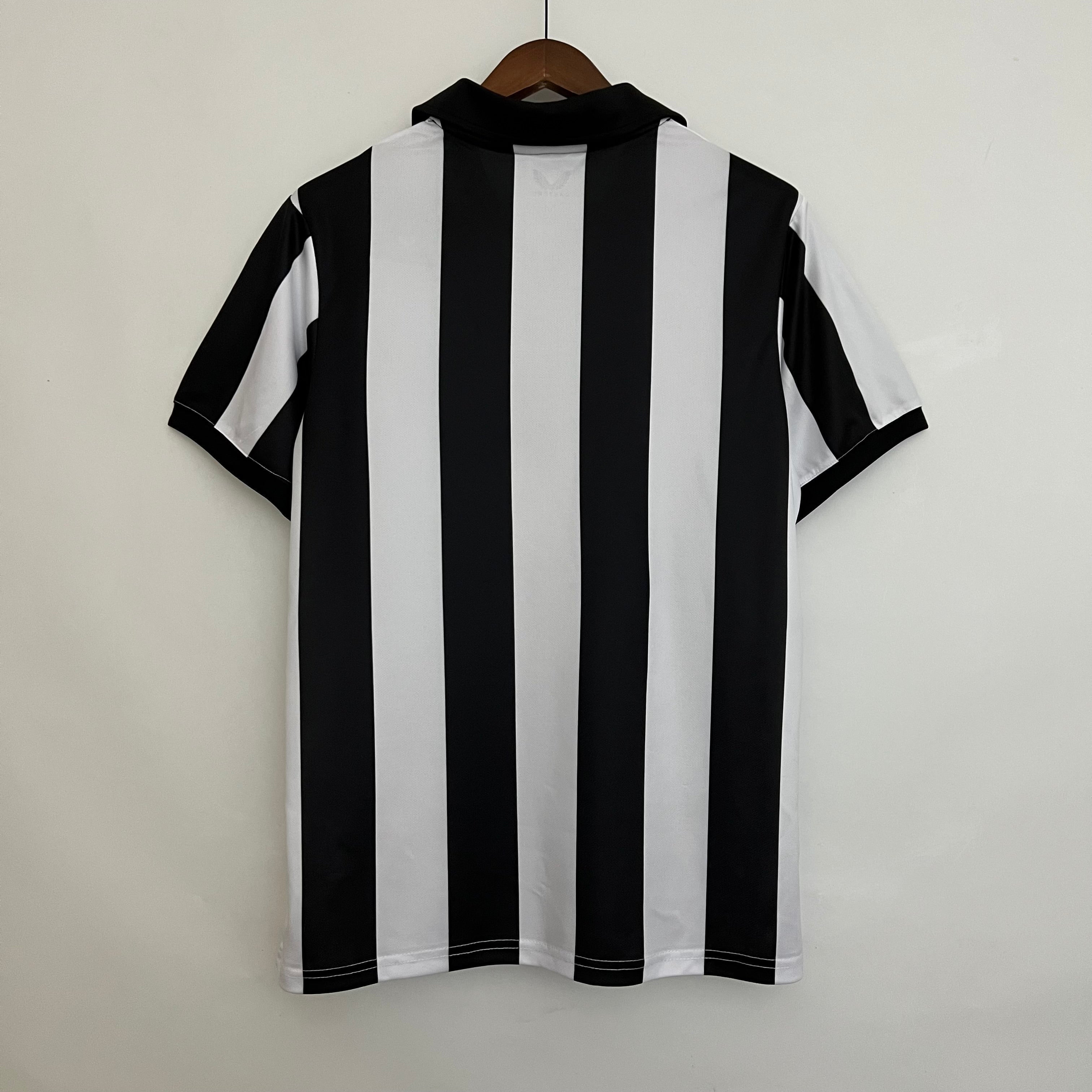 Edición especial Newcastle 130 aniversario 2023-2024