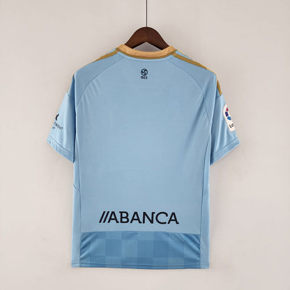Equipación local del Celta de Vigo 2022-2023