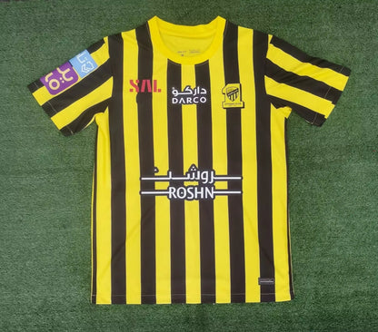 Equipación local del Al-Ittihad de Arabia Saudita 2023-2024