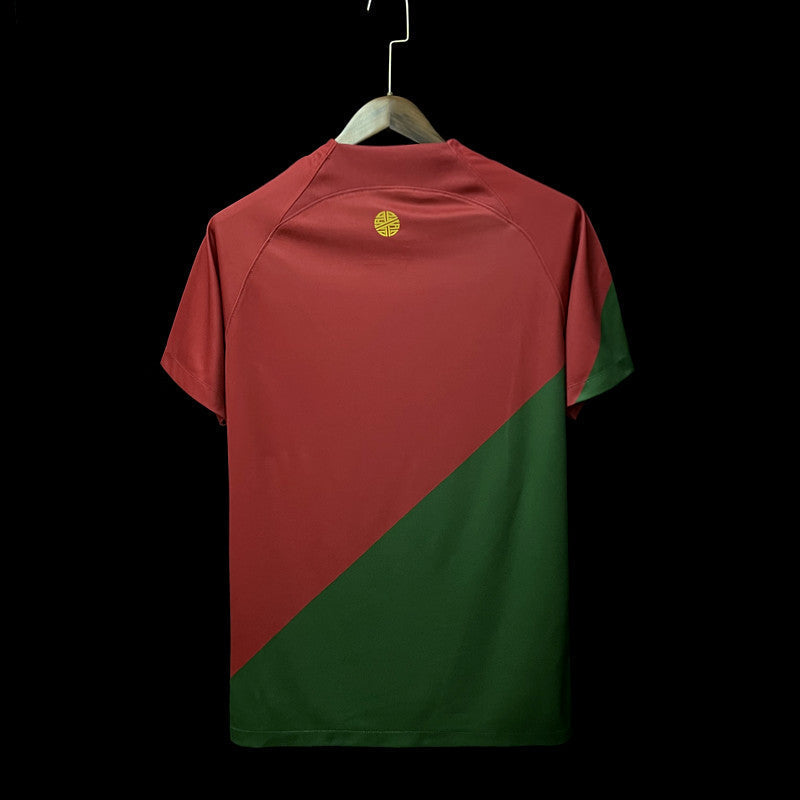 Equipación local de Portugal 2022-2023