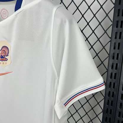 Equipación visitante de la selección femenina de Francia 2025/26