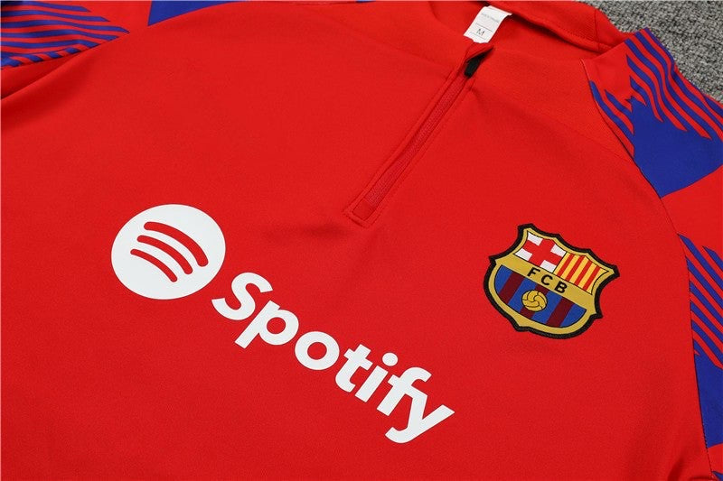 Equipación roja y azul del FC Barcelona 2023-2024