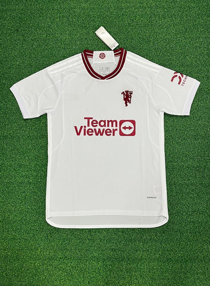 Tercera equipación del Manchester United 2023-2024