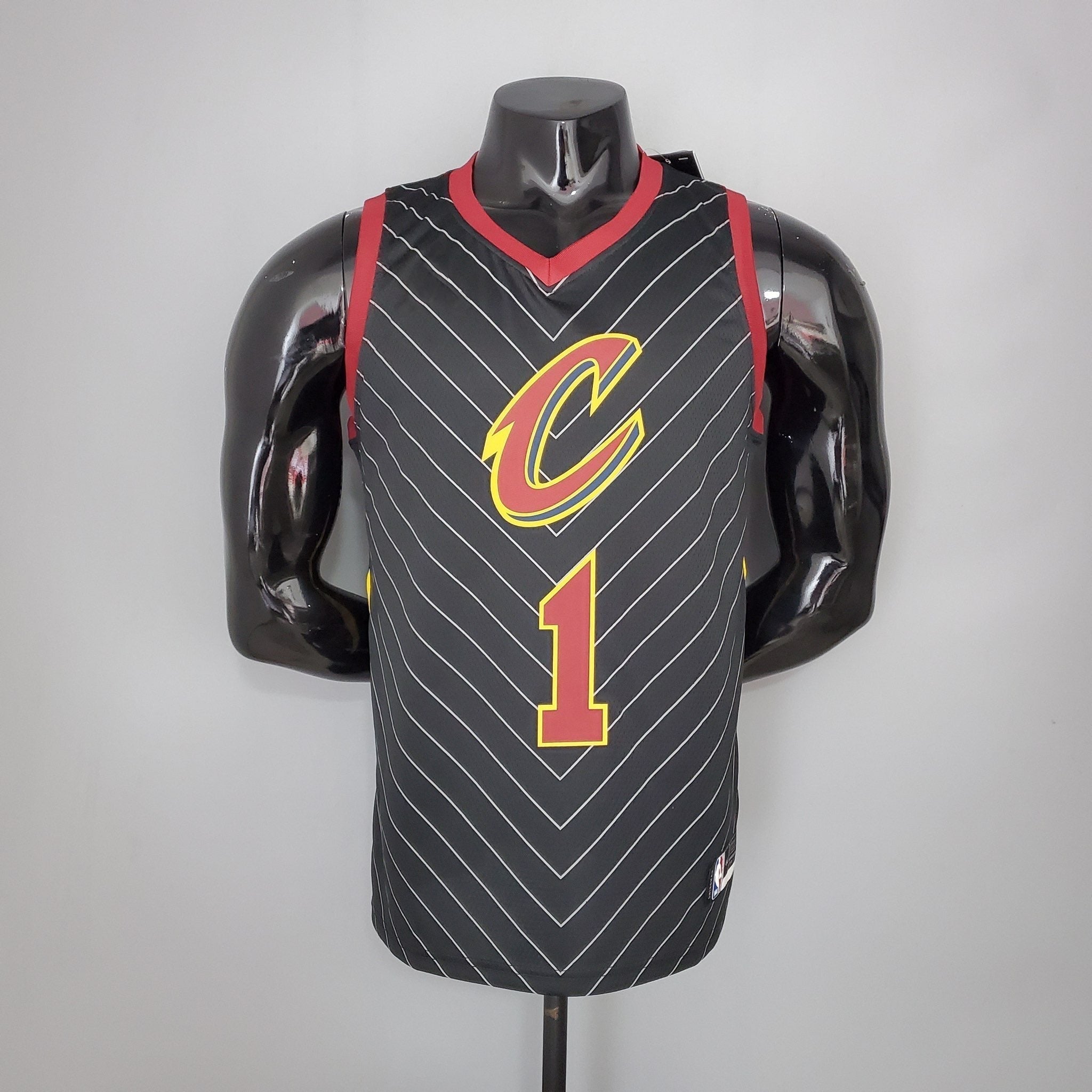 Camiseta rosa de baloncesto de los Cleveland Cavaliers 1 de la NBA