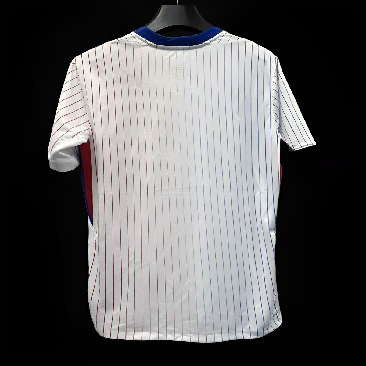 Equipación visitante de la selección francesa 2023-2024