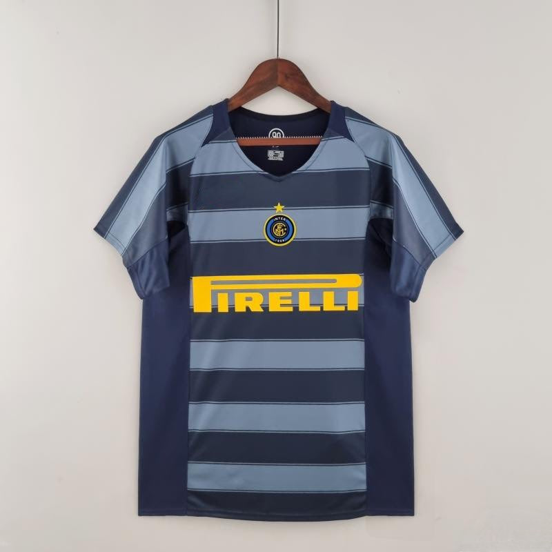 Tercera equipación retro del Inter de Milán 2004-2005