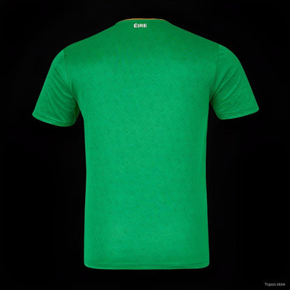Equipación local de Irlanda 2023-2024