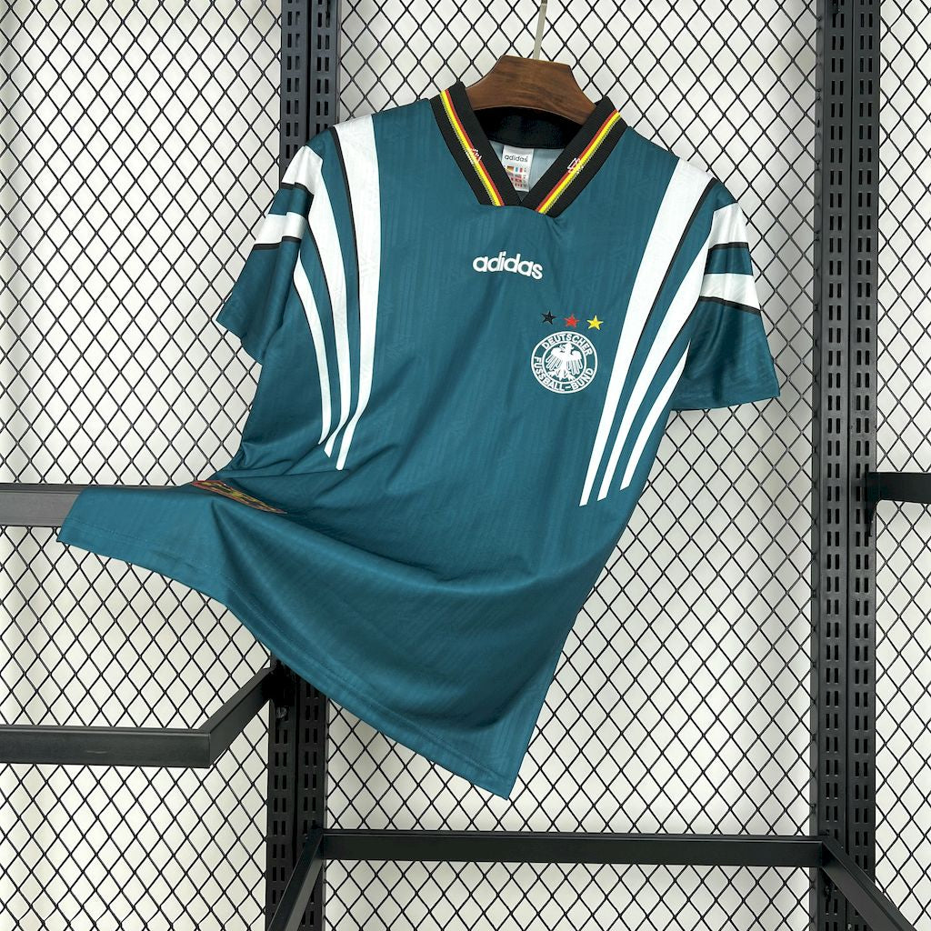 Camiseta retro de visitante de Alemania 1996