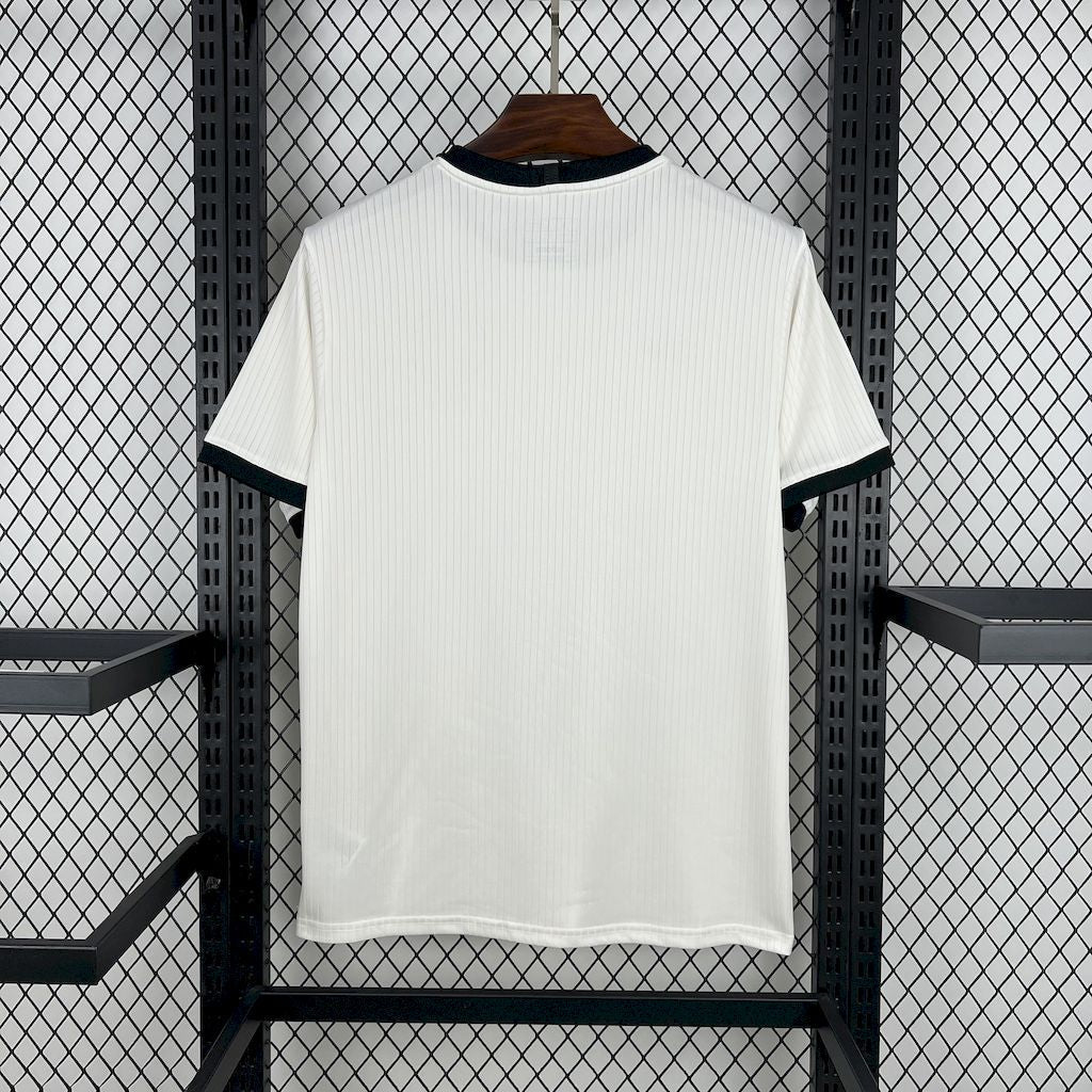Camiseta blanca de aniversario de Alemania 2025/26