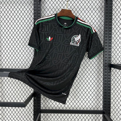 Camiseta de visitante de México 2025/26