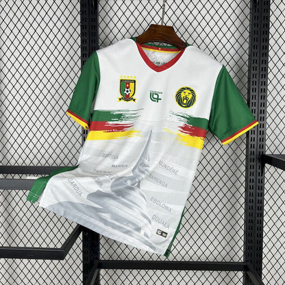 Tercera equipación de Camerún para la Copa Africana de Naciones 2025