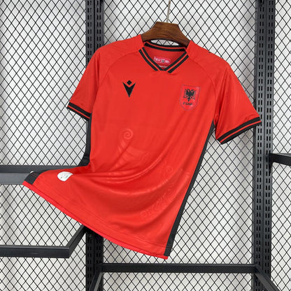 Camiseta local de Albania 2025/26