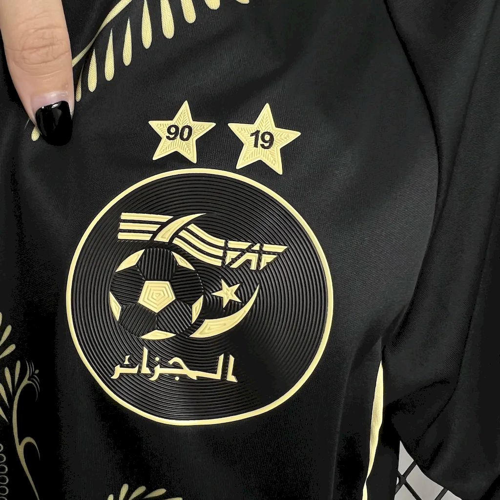 Camiseta Karakou Edición Oro Negro Argelia 2024/25