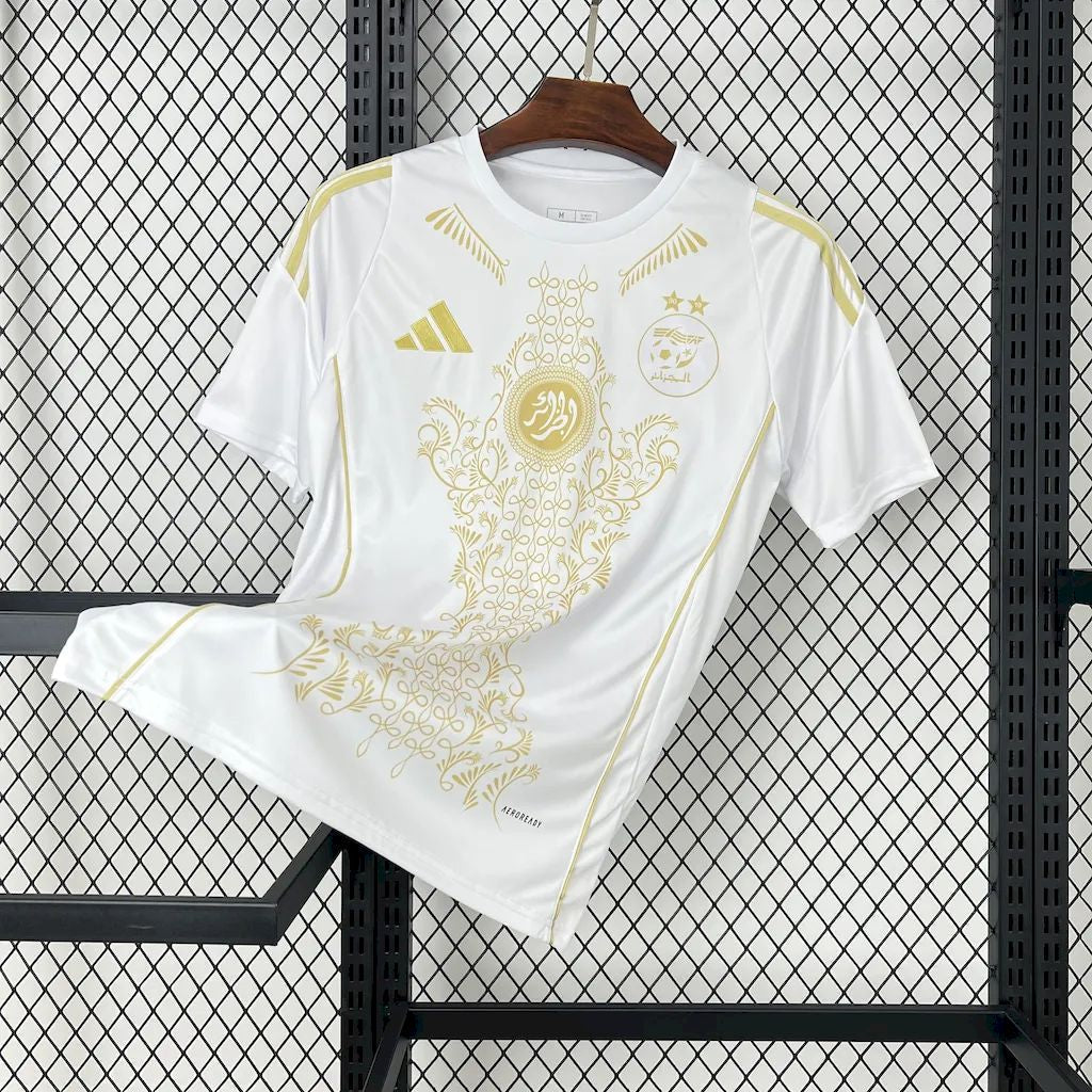 Camiseta de Argelia edición oro blanco Karakou 2024/25