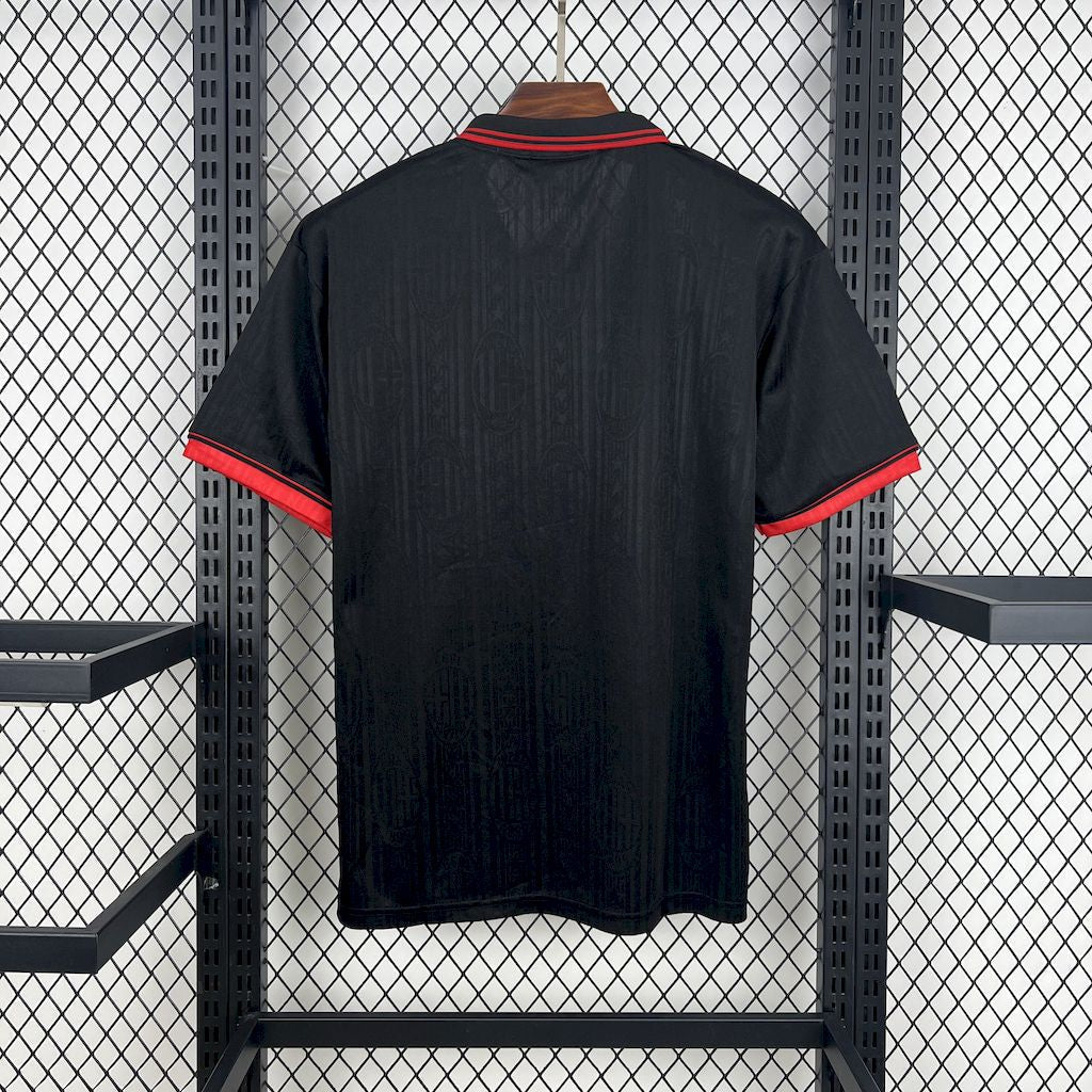 Camiseta retro de la tercera equipación del AC Milan 1997/98