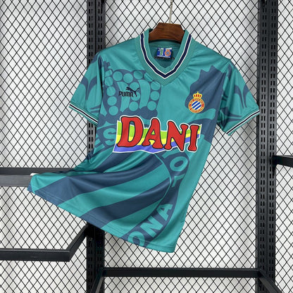 Tercera equipación retro del RCD Barcelona 1996/97