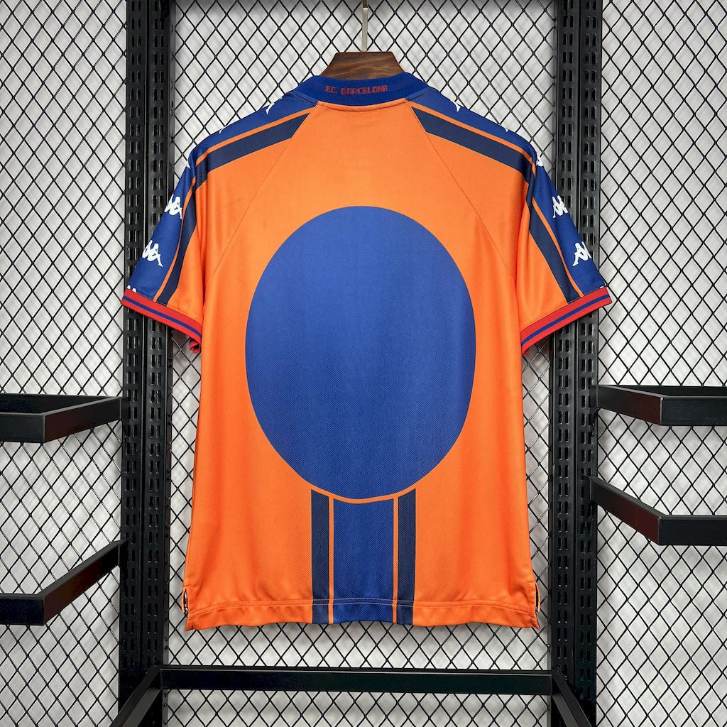 Camiseta retro del FC Barcelona segunda equipación 1997/98