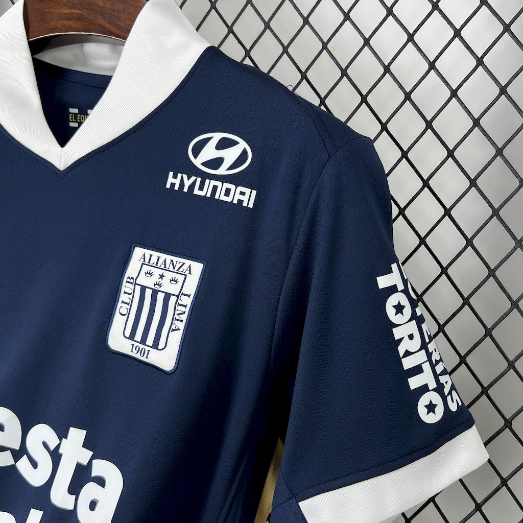 Camiseta de visitante del Alianza Lima 2025/26