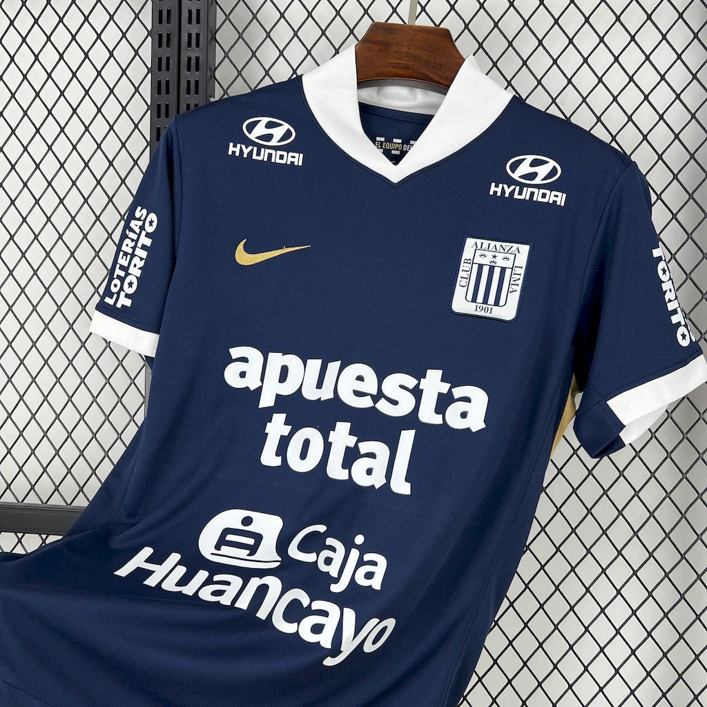 Camiseta de visitante del Alianza Lima 2025/26