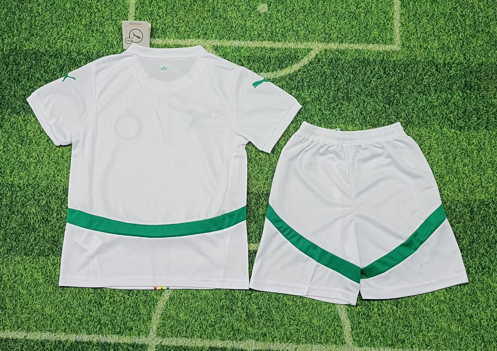 Conjunto infantil Senegal blanco 24/25