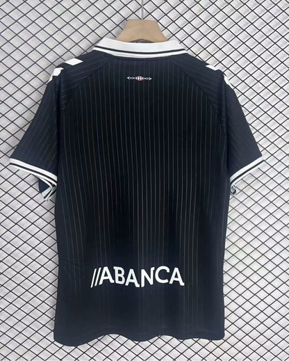 Camiseta negra de edición especial del Celta de Vigo (tallas 25/26)