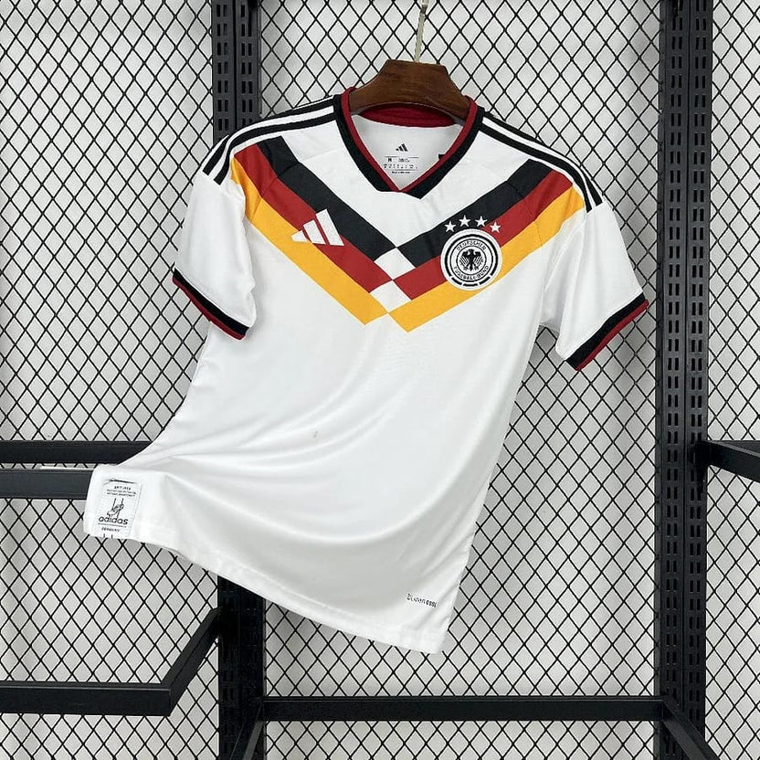 Equipación local de Alemania para el Mundial de 2026