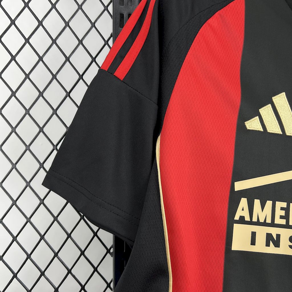 Camiseta local del Atlanta United 2025/26