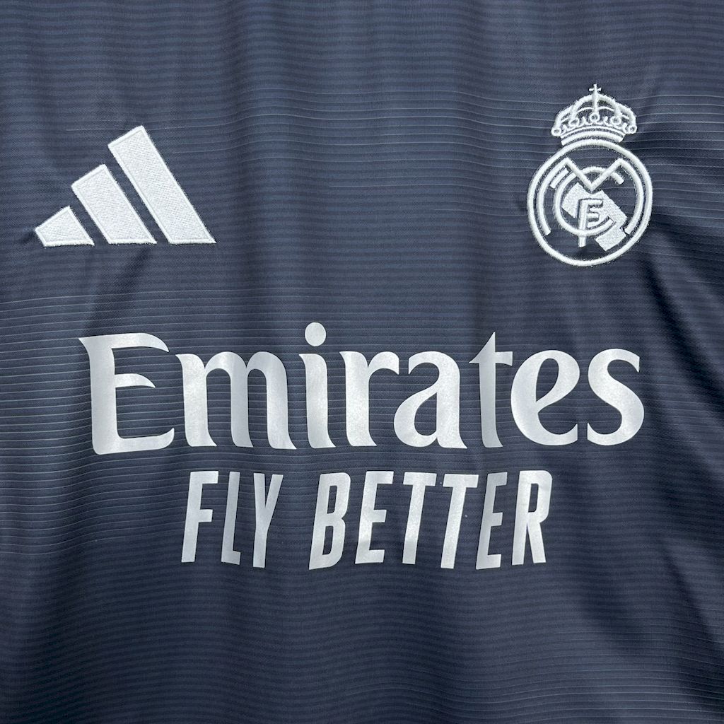 Camiseta de manga larga visitante del Real Madrid 2025/26