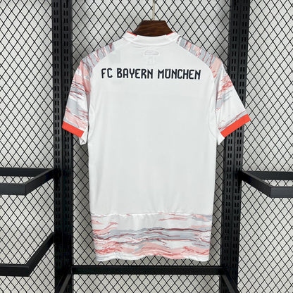 Camiseta de visitante del Bayern de Múnich 2025/26