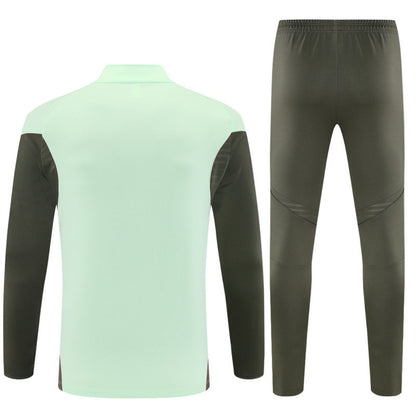 Conjunto verde del Real Madrid 25/26