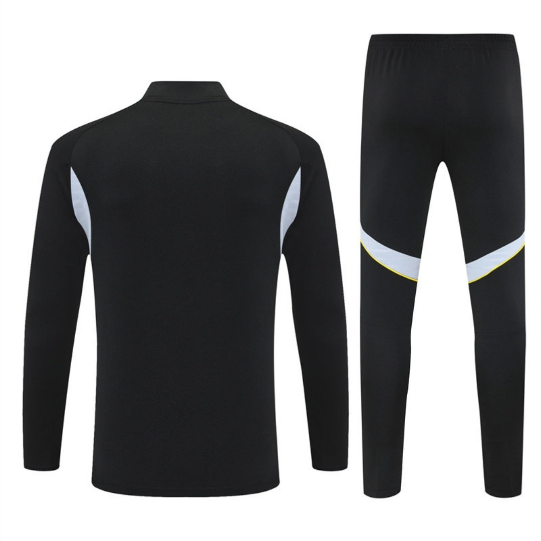 Conjunto especial negro del Real Madrid 25/26
