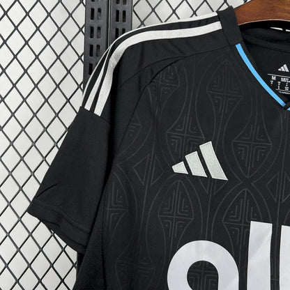 Camiseta de visitante del Charlotte FC 2025/26