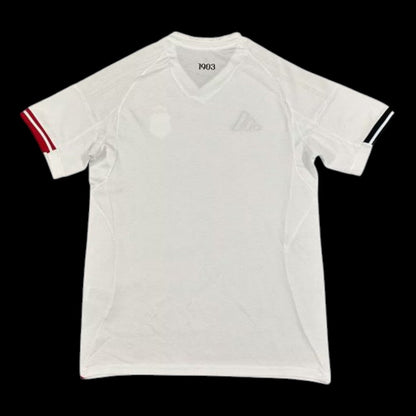 Camiseta local del Besiktas 25/26