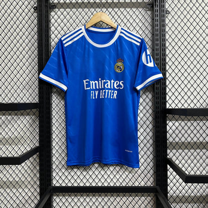 Tercera equipación del Real Madrid 25/26
