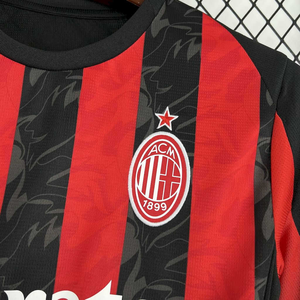 Camiseta local del AC Milan 2025/26
