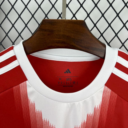 Camiseta local del Bayern de Múnich 2025/26