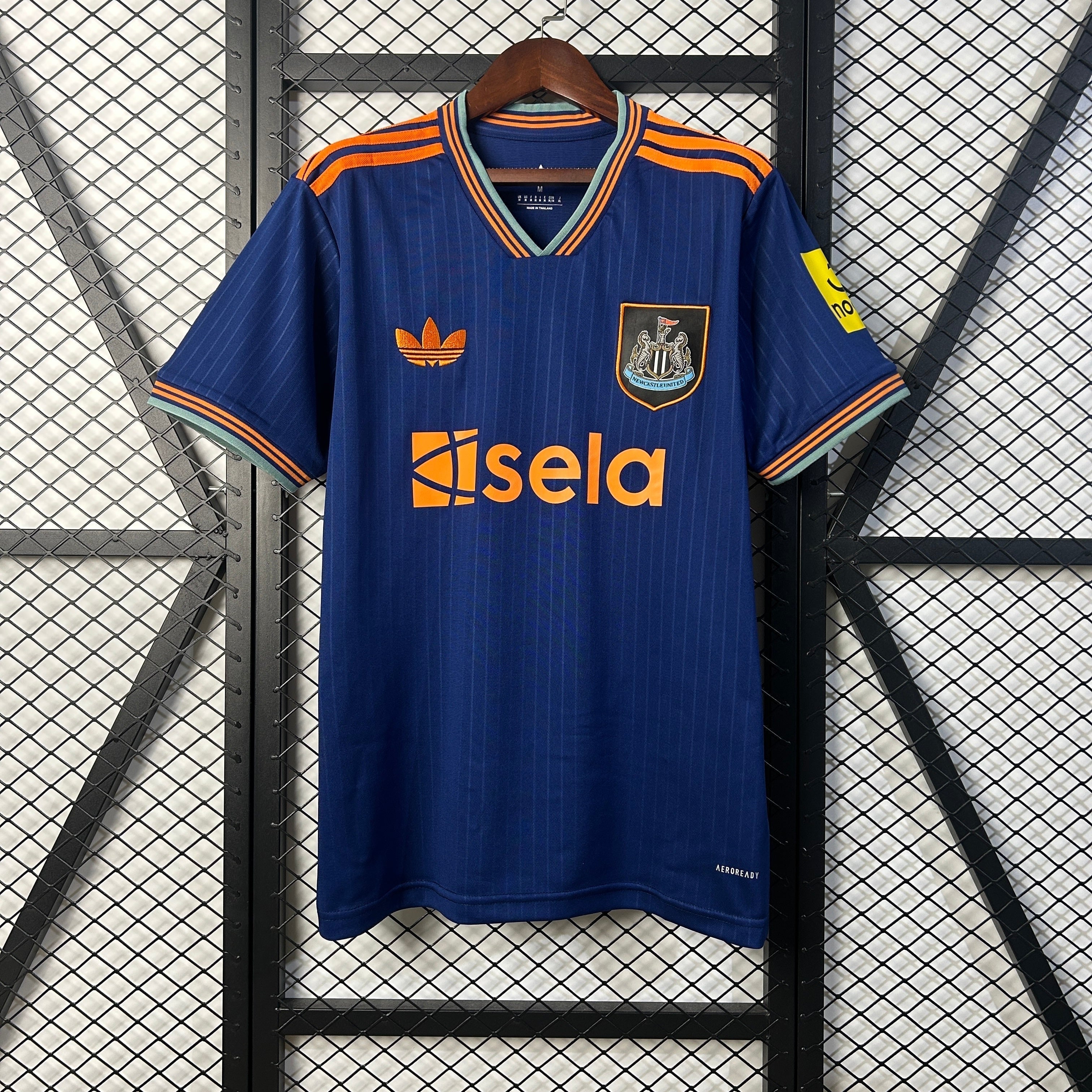 Tercera equipación del Newcastle United 2025/26