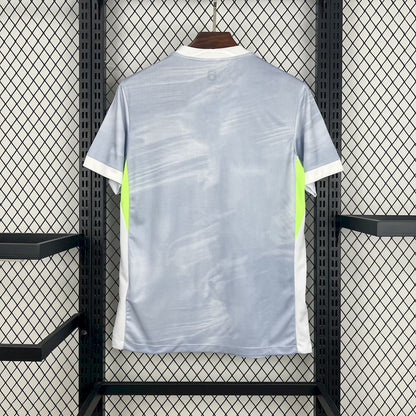 Camiseta de visitante del Wolfsburg 2025/26
