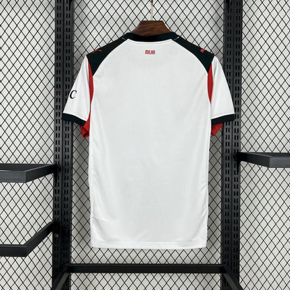 Camiseta de visitante del AC Milan 2025/26