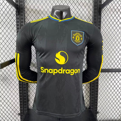 Camiseta de manga larga del tercer jugador del Manchester United, temporada 25/26