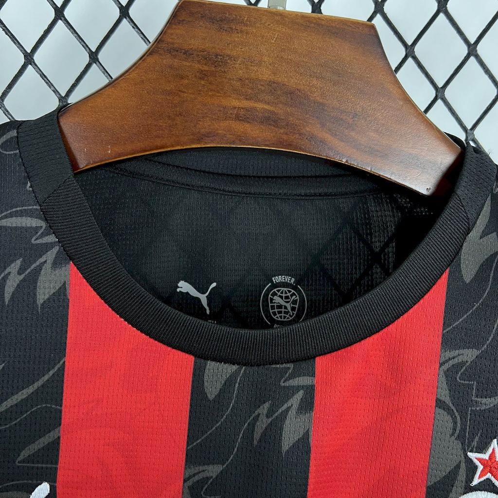Camiseta local del AC Milan 2025/26